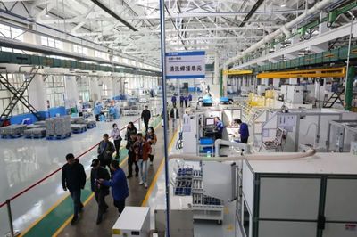 2025年走讀蓮湖區(qū)看發(fā)展主題宣傳活動啟動 第一站走進法士特