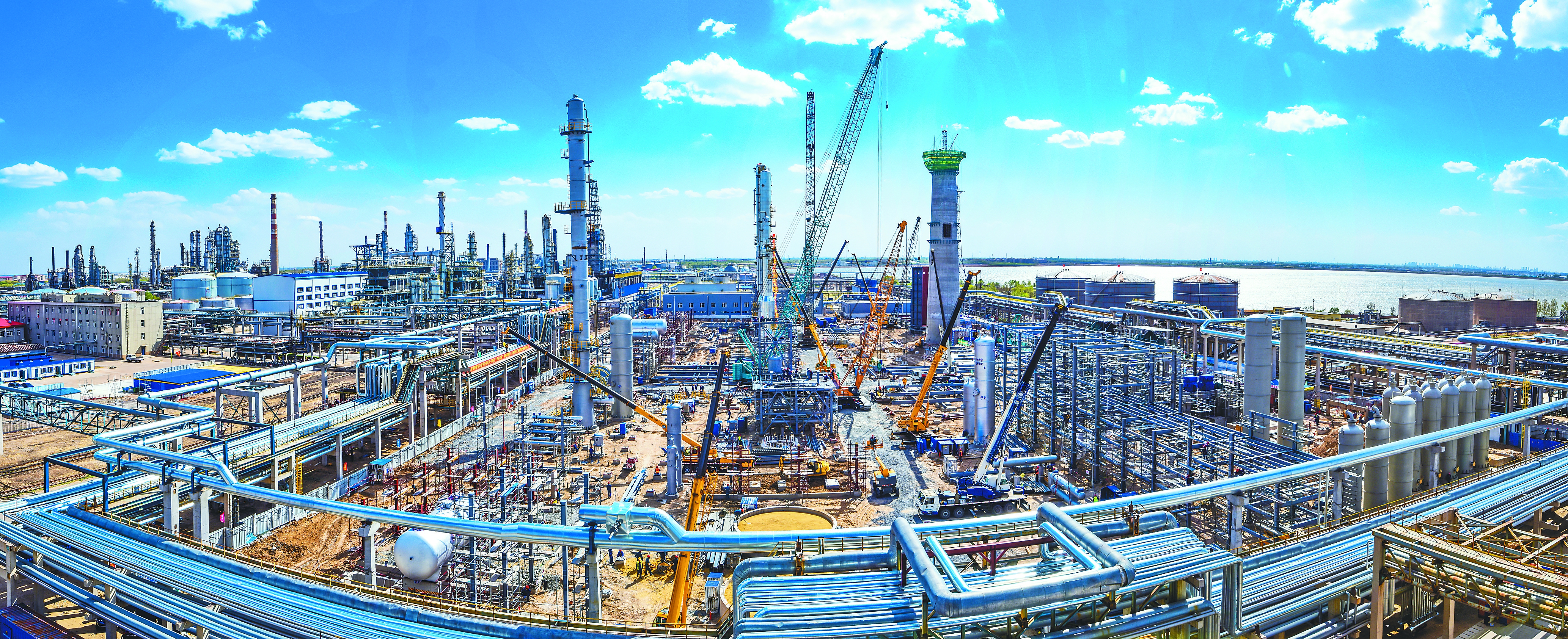 大慶市勇?lián)l(fā)展使命建設(shè)國家級石化產(chǎn)業(yè)基地